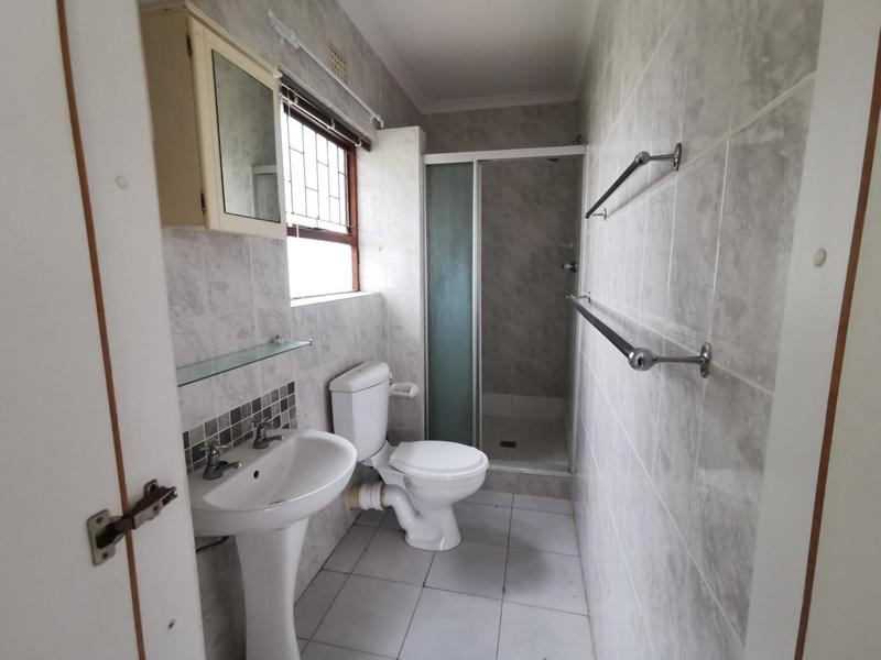 To Let 3 Bedroom Property for Rent in Strand Western Cape
